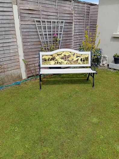 garden bench