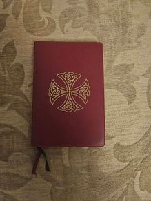 A Short Morning And Evening Prayer Mistle. 1984 3rd Evening  Softback In Good Condition. See Photos For Same.