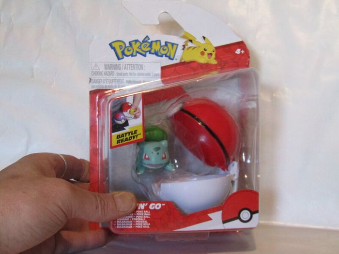 Pokemon Clip 'N' Go Bulbasaur And Poke Ball Battle Figure Brand New Sealed