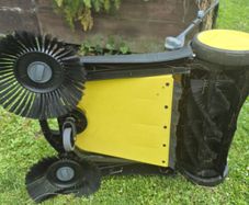 Yard sweeper