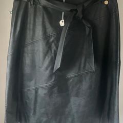 skirt Bnwt relish faux leather skirt black size 46(16)