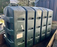 oil tank can deliver