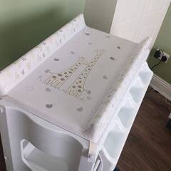 baby changing unit