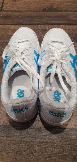 Brand new Asics runners kids, size 6 (39), junior