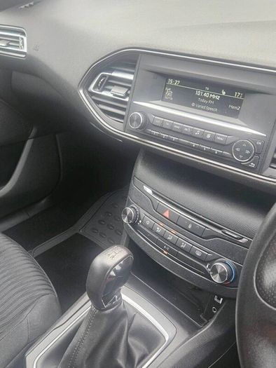 2017 Peugeot 308 1.2 Petrol