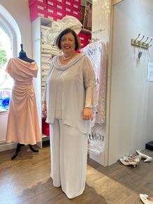 Mother of the bride/groom