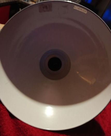 Unused metal pendant light