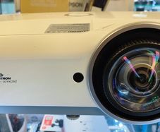 Vivitek DW882ST Projector 3600 Lumens, DLP WXGA, HDMI Conference Projector (Lamp: 535 Hours)
