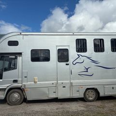 2006 Iveco silver horse lorry