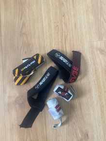wrist straps and wraps
