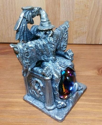 Metal Wizard Figure with Crystal - THE LORD OF THE WIZARDS