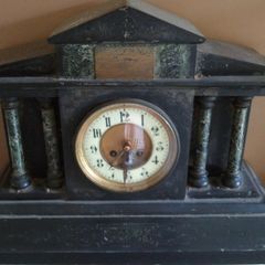 Marble mantel clock