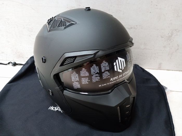 ILM Matte Black Shape Changing Motorbike Helmet size L 59-60cm