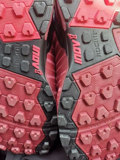 Inov-8 Roclite 305 Women's Trail Running Shoes
