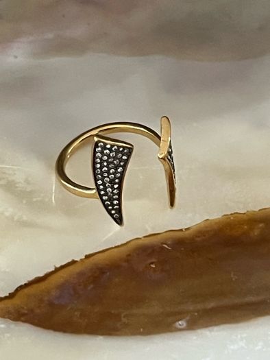 Stella & Dot ring
