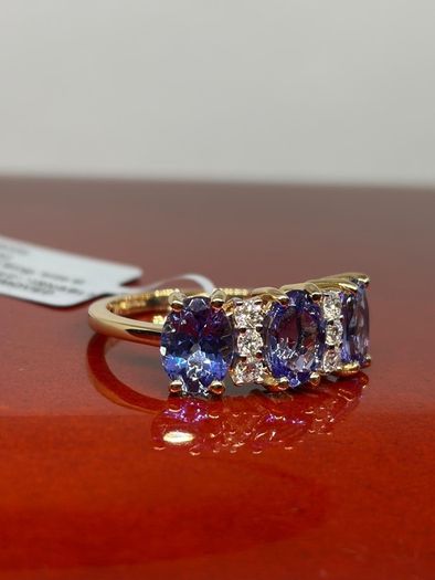 Gold 14K (585) Yellow Gold AAA Tanzanite & Lab Grown Diamond