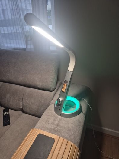 desk lamp