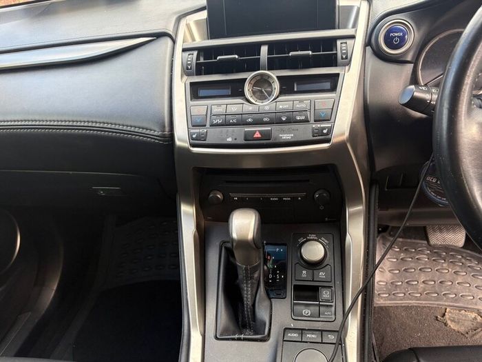 Lexus nx300h hybrid