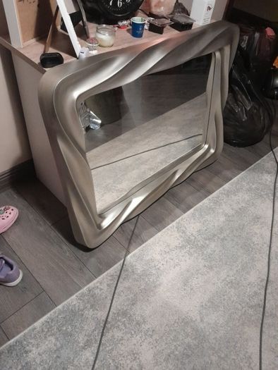 mirror