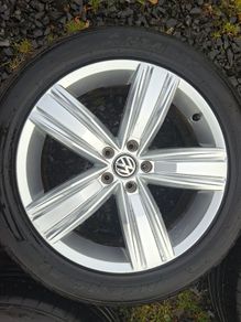 19" Genuine Vw Tiguan Alloys with tyres