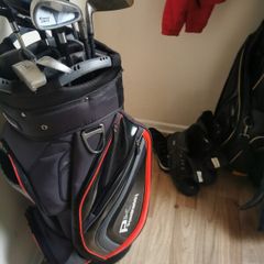random golf clubs and bag