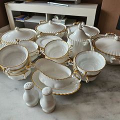 Vintage Richmond Bone China England  White & Gold