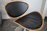 Dan-Form Swivel Chair