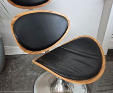 Dan-Form Swivel Chair