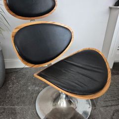 Dan-Form Swivel Chair