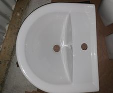 Bathroom sinks x 2