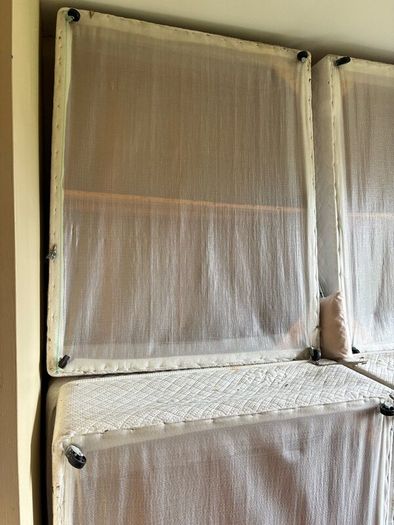 Mattress and bed