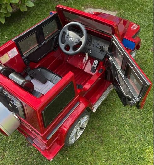 Kids Mercedes G55 ride on electric car