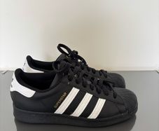 Adidas Originals Superstars black and white