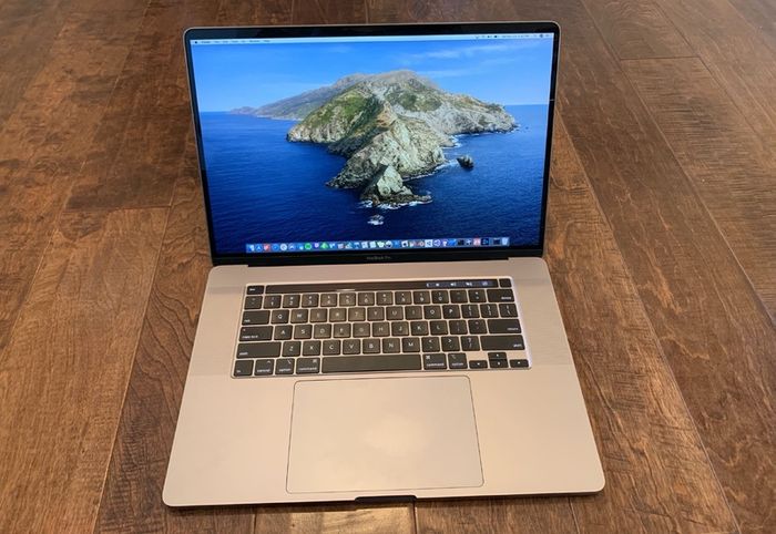 Apple Macbook Pro 16 " 2019 Powerful - AMD GPU - TouchBar - Touch ID - i9|/16gb/ 512gb Ssd / Tahoe Os / Logic Pro / FL Studio / Office -work/music/school-D P D Tracked Insured Shipping Only
