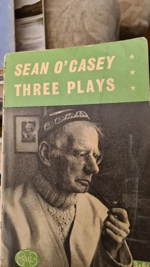 Sean O Casey. Three Plays. Published By Macmillan & Co London. 1962. Paperback In Good Condition.