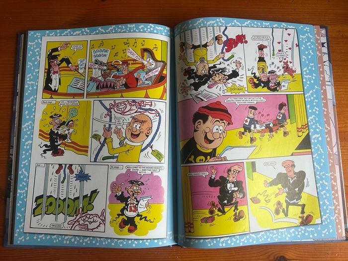 Comic: 'Classic The Beano & The Dandy Silly Sing-Along'