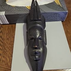 African carving