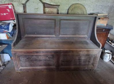 Antique Settlebed