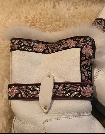 White Leather Vintage Fur Lined Boots