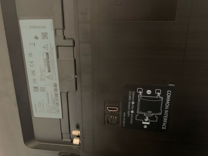 43' Samsung TV