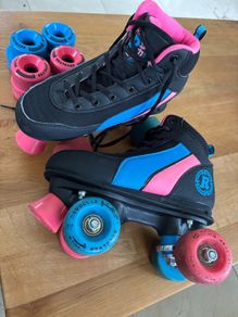 Revolver  Roller Skates- Uk3