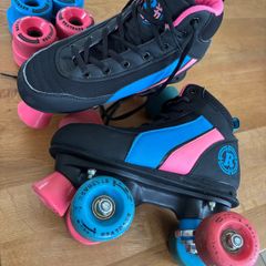Revolver  Roller Skates- Uk3
