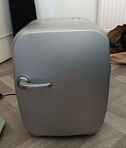 mini fridge