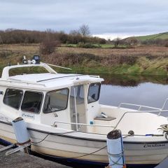 Cabin Cruiser