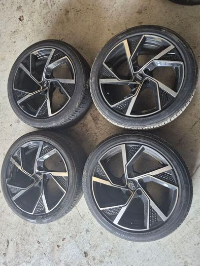 Audi alloys