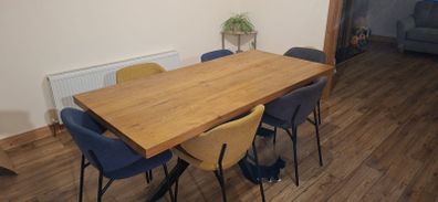 Table and Chairs x 6