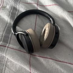 Sennheiser HD 4.50 Overear Headphones