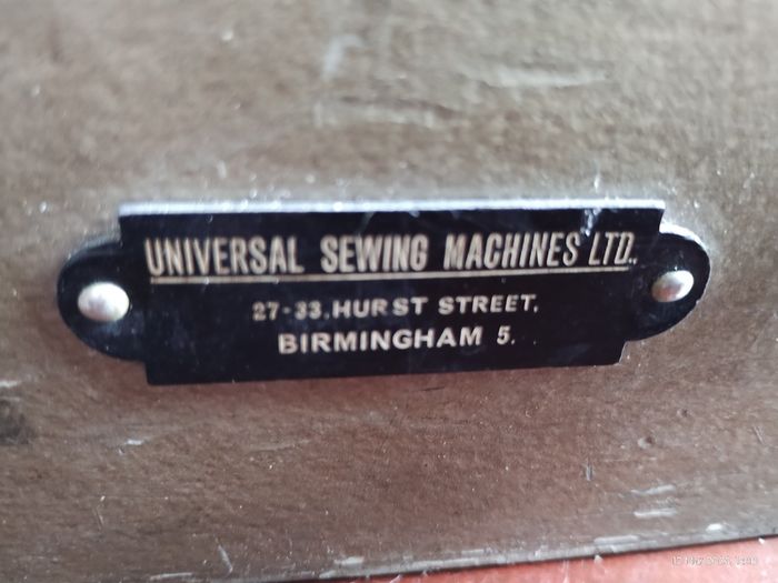Vintage Zephyr Sewing machine (26074)
