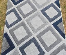Rug Free to take away.