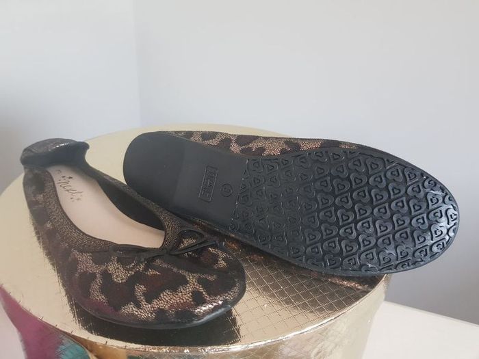 Girls Next Shoe